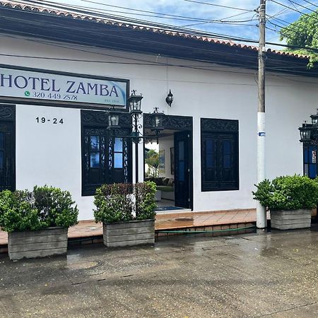 Hotel Zamba Girardot Bagian luar foto