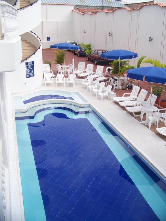 Hotel Zamba Girardot Bagian luar foto