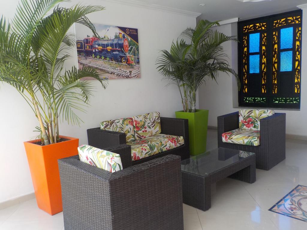 Hotel Zamba Girardot Bagian luar foto