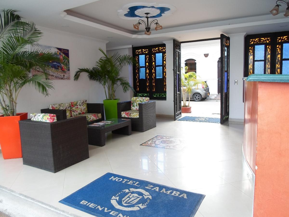 Hotel Zamba Girardot Bagian luar foto